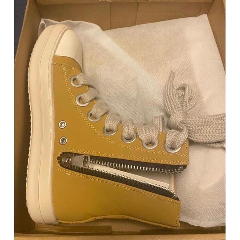High top sneakers - Picture 3 of 3